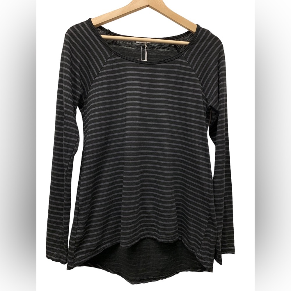 New! Suzy D London long sleeve striped hi-low cotton top, black gray, size small